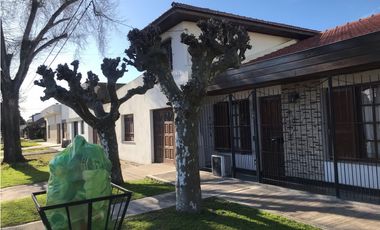 Chalet 4 amb  z/San Cayetano s/vereda de sol