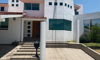 CASA EN VENTA EN PRADO LARGO