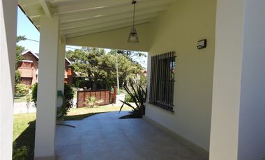CHALET RECICLADO  ZONA IGLESIA PLAYA