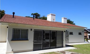 CHALET RECICLADO  ZONA IGLESIA PLAYA