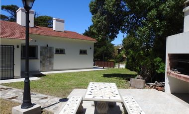 CHALET RECICLADO  ZONA IGLESIA PLAYA