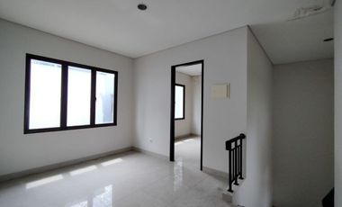 Town House di Cilandak dg Taman & Unfurnished HSE-A0485