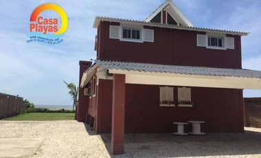 Chalet Suizo al pie del mar de Alquiler para Eventos en Playas Villamil
