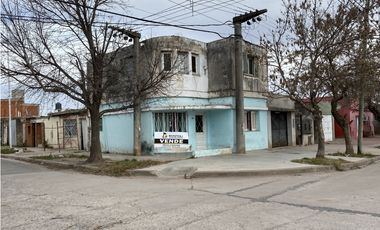 Oportunidad de Inversión! Casa + Deptos en Venta
