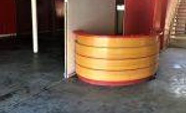 Local Comercial y Bodega en Barrio Av. Matta