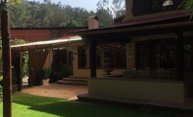 VENTA DE CASA EN VALLE DE BRAVO