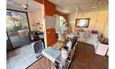 SE VENDE CASA COMERCIAL EN AVENIDA CONSISTORIAL