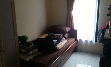 Rumah terawat 2 lantai permata Cimahi siap huni dekat borma