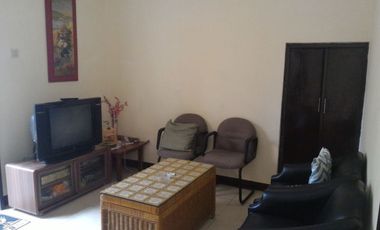 Rumah terawat 2 lantai permata Cimahi siap huni dekat borma