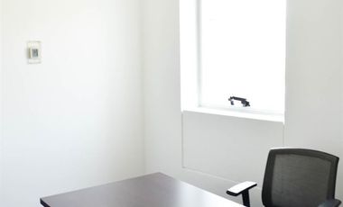 Oficina en Arriendo en Av el Salto 4001