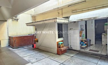 Ruko dan Rumah Kos di Jl Suryopranoto, Cideng