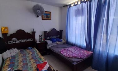 casa en venta en c.c los mangos. Cod V2225