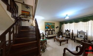 casa en venta en la castellana. Cod V5110