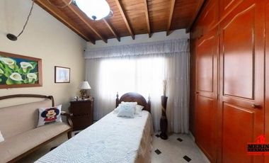 casa en venta en la castellana. Cod V5110