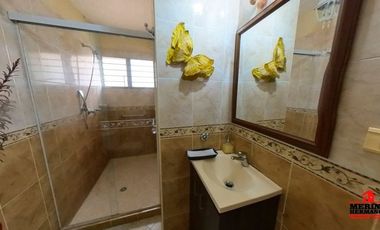 casa en venta en la castellana. Cod V5110