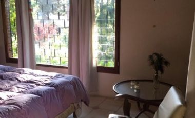 Alquilo casa en Pinamar calle Pinguinos zona iglesia CON PISCINA