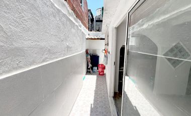 casa en venta en la arboleda. Cod V27422