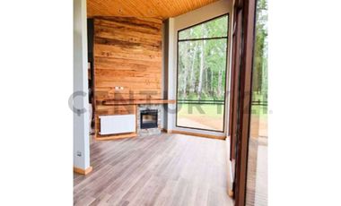 Casa con diseño exclusivo 3D 3B camino Villarrica Loncoche