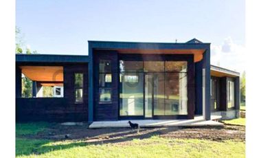 Casa con diseño exclusivo 3D 3B camino Villarrica Loncoche