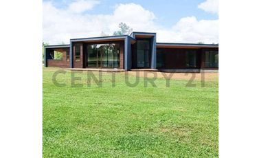 Casa con diseño exclusivo 3D 3B camino Villarrica Loncoche