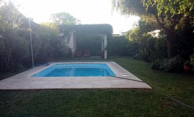Chalet en venta en Burzaco Este