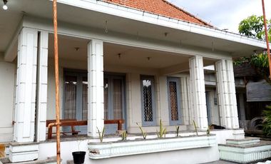 Rumah Klasik Istimewa dekat Alun-alun Kidul