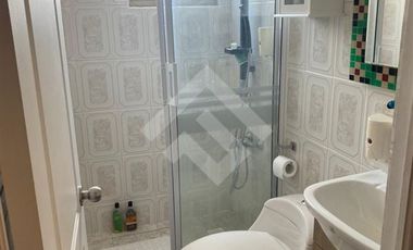 Casa en Venta en Los Cipreses con Av Del Canal (Conserjeria)