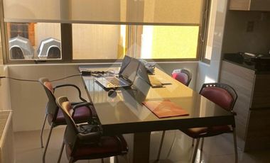 Casa en Venta en Los Cipreses con Av Del Canal (Conserjeria)