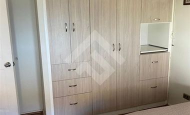 Casa en Venta en Los Cipreses con Av Del Canal (Conserjeria)