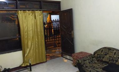 Di Sewakan Rumah Tenang & Nyaman "Baratajaya Murah"