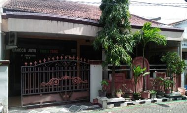 Di Sewakan Rumah Tenang & Nyaman "Baratajaya Murah"
