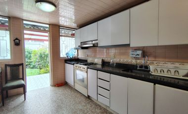 casa en arriendo en el salitre-teusaquillo. Cod A1087244