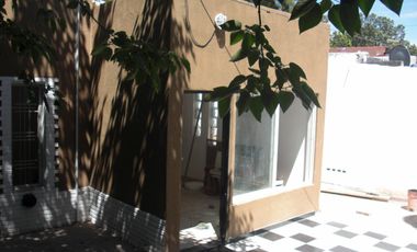 Excelente PH fondo dos ambientes planta baja con patio