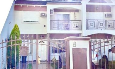 Triplex en venta en Villa Luzuriaga