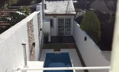 Triplex en venta en Villa Luzuriaga