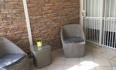 Triplex en venta en Villa Luzuriaga