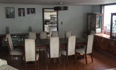 Casa  en Lomas de Tecamachalco