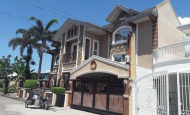 W/ Private Pool 2Storey House & Lot For SALE In San Fernando