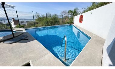 CASA EN VENTA CON VISTA AL LAGO 