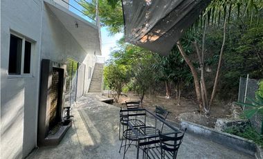 CASA EN VENTA CON VISTA AL LAGO 
