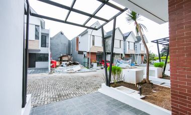 Rumah Strategis 5 Menit ke RSUD Kota Bogor 2 Lantai Siap KPR J-38943