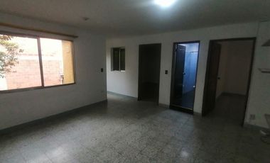 casa en arriendo en mesa. Cod A64255