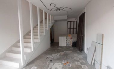 casa en arriendo en laureles. Cod A63431