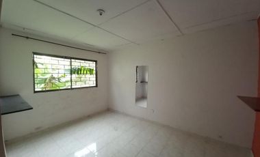 casa-local en venta en ciudad jardín. Cod V101793
