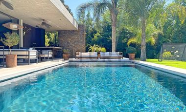 ARRIENDO ELEGANTE CASA LUJO - LAS BRISAS CHICUREO