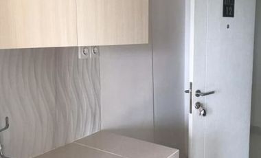 Apartemen Sentul City Bogor,lantai tinggi,brandnew,harga 380 juta nett
