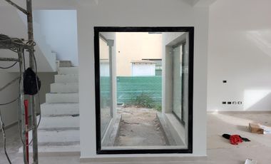 Santa Elena - muy linda casa a estrenar con fondo libre