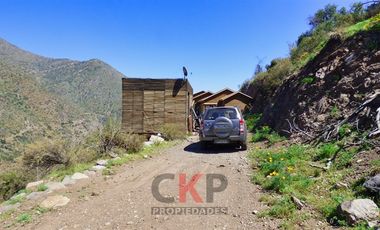 Tu refugio en la montaña, a minutos de Santiago