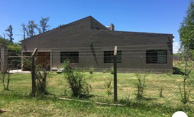 Venta Casa moderna 3 dormitorios  - Lujan