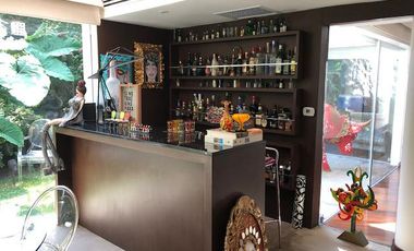 CASA EN ALQUILER EN SAN ISIDRO